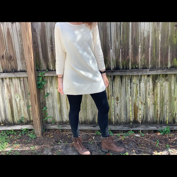 Long cream sweater - Picture 2 of 7
